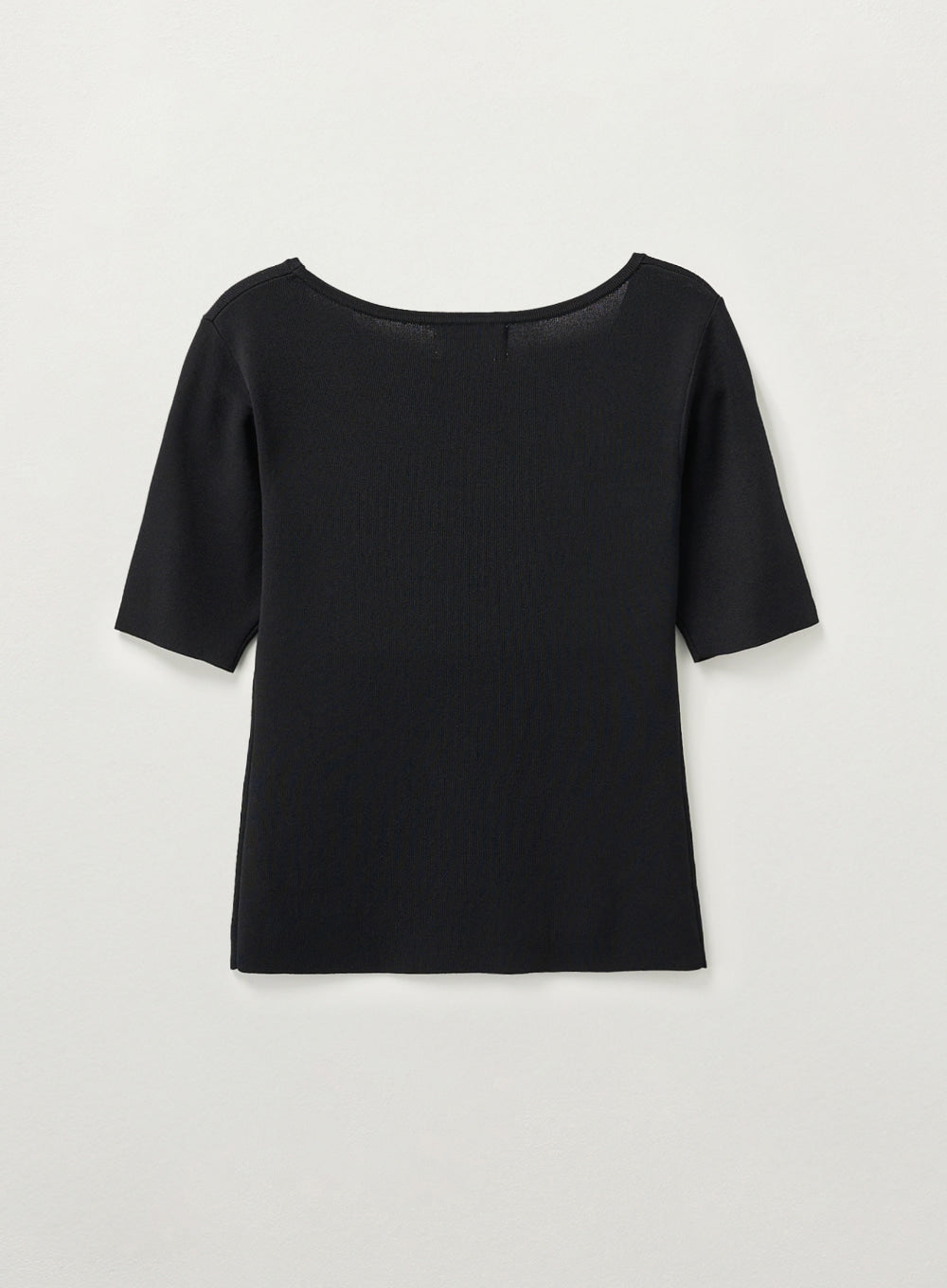 [satur] (W) Square Slim Fit Half Knit - Black