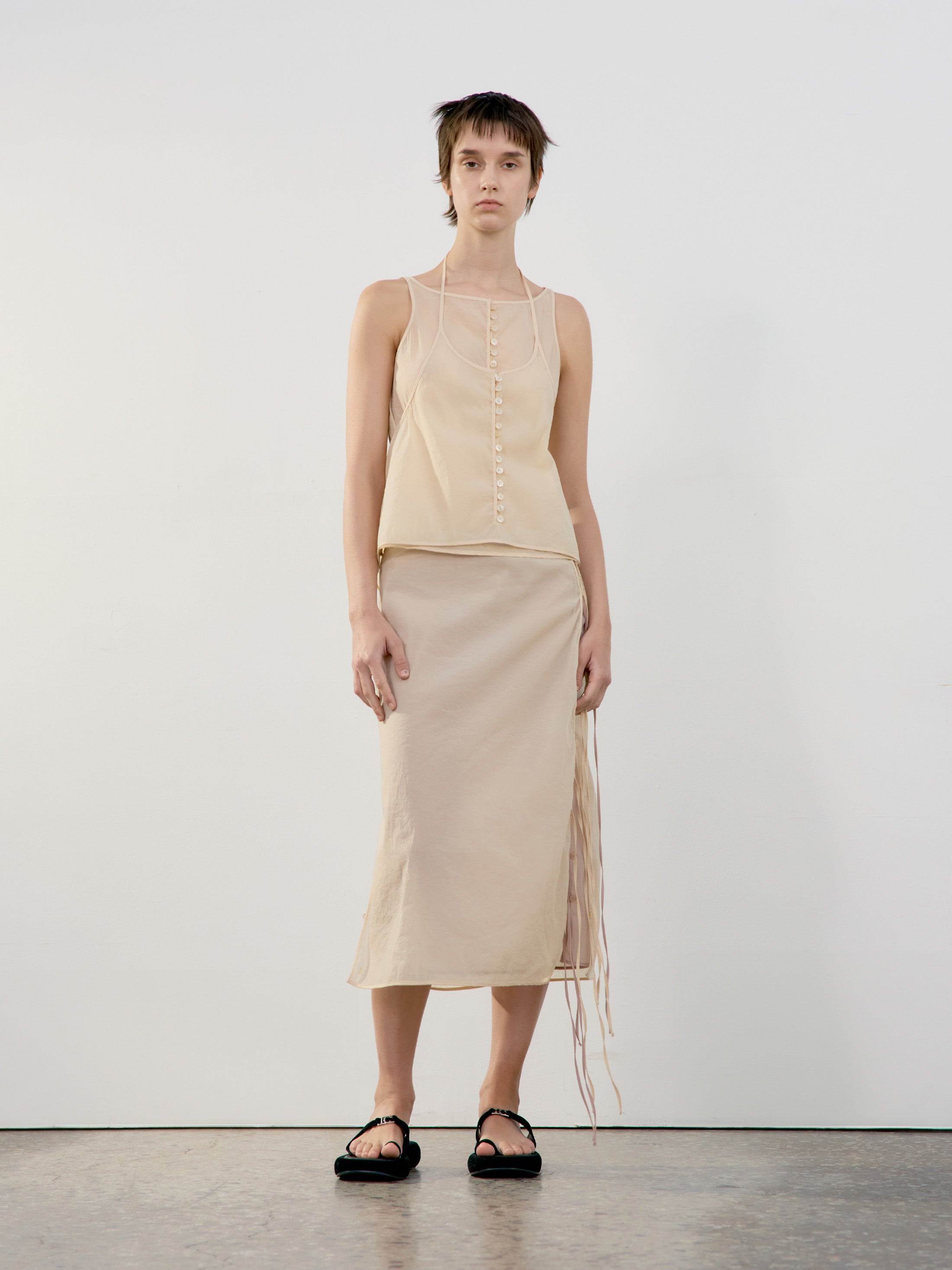[Low Classic] See-Through Button Loop Skirt_Beige