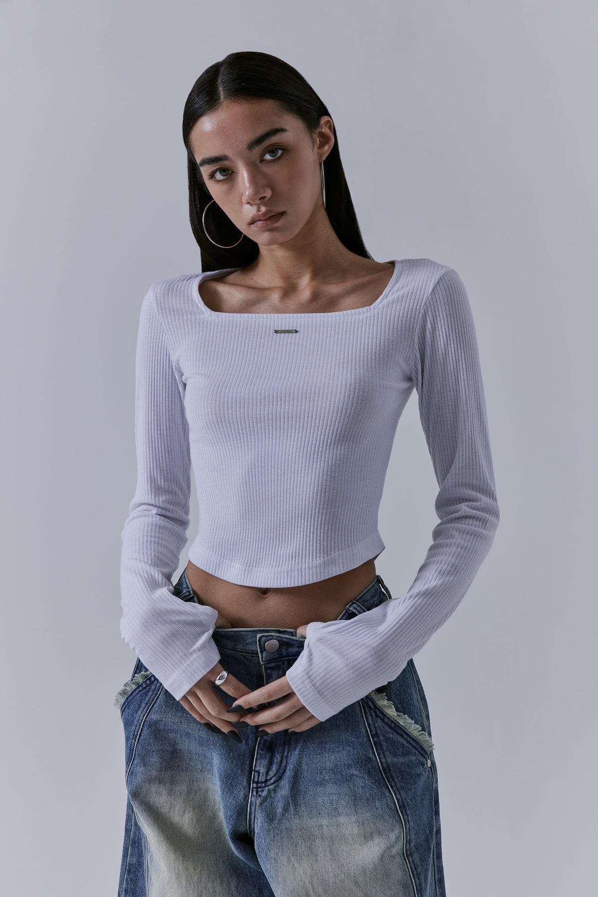 Treemingbird Square Neck Finger Hole Long Sleeve White