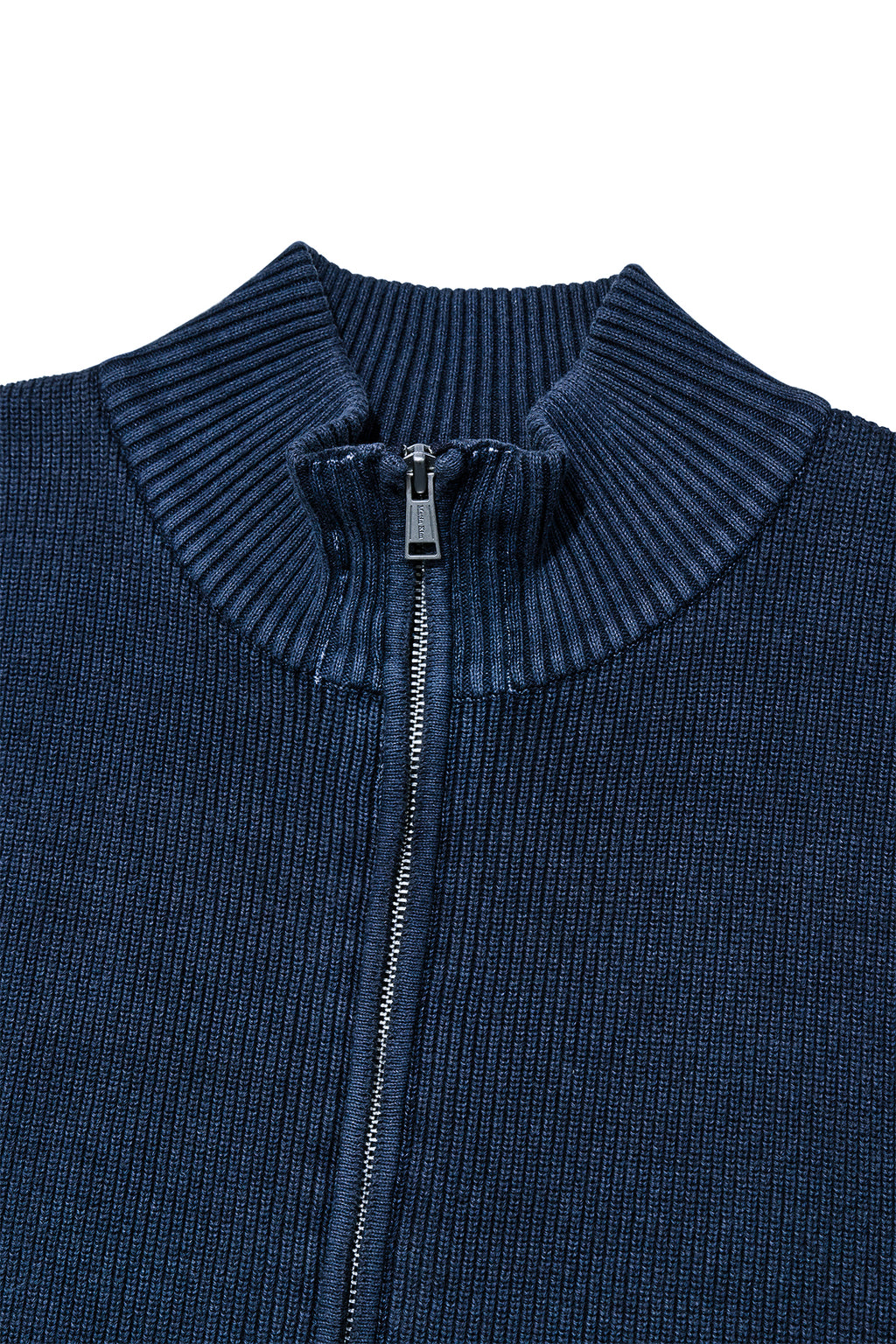 [matinkim] LOGO POINT WASHED KNIT VEST FOR MEN IN NAVY