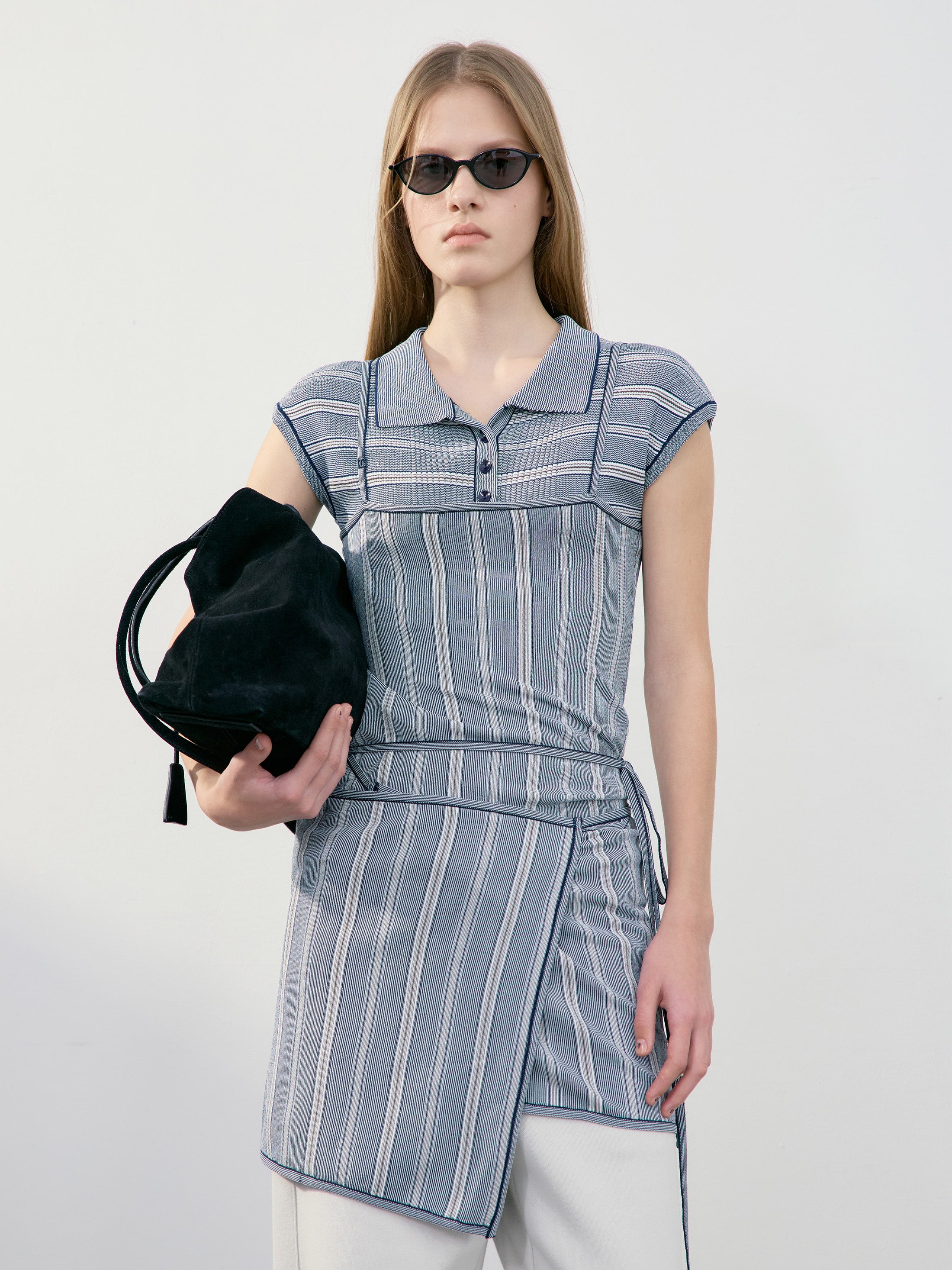 [low_classic] Stripe Knit Wrap Skirt
Navy