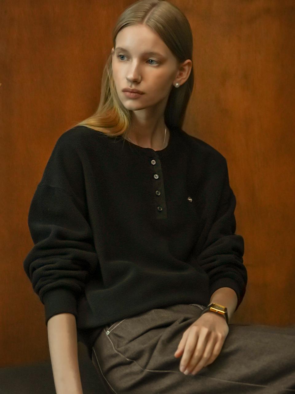 Tillidie Owen henry neck fleece t-shirt Black