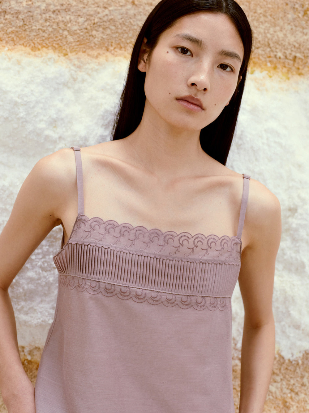 Low Classic See-Through Lace Sleeveless Pink