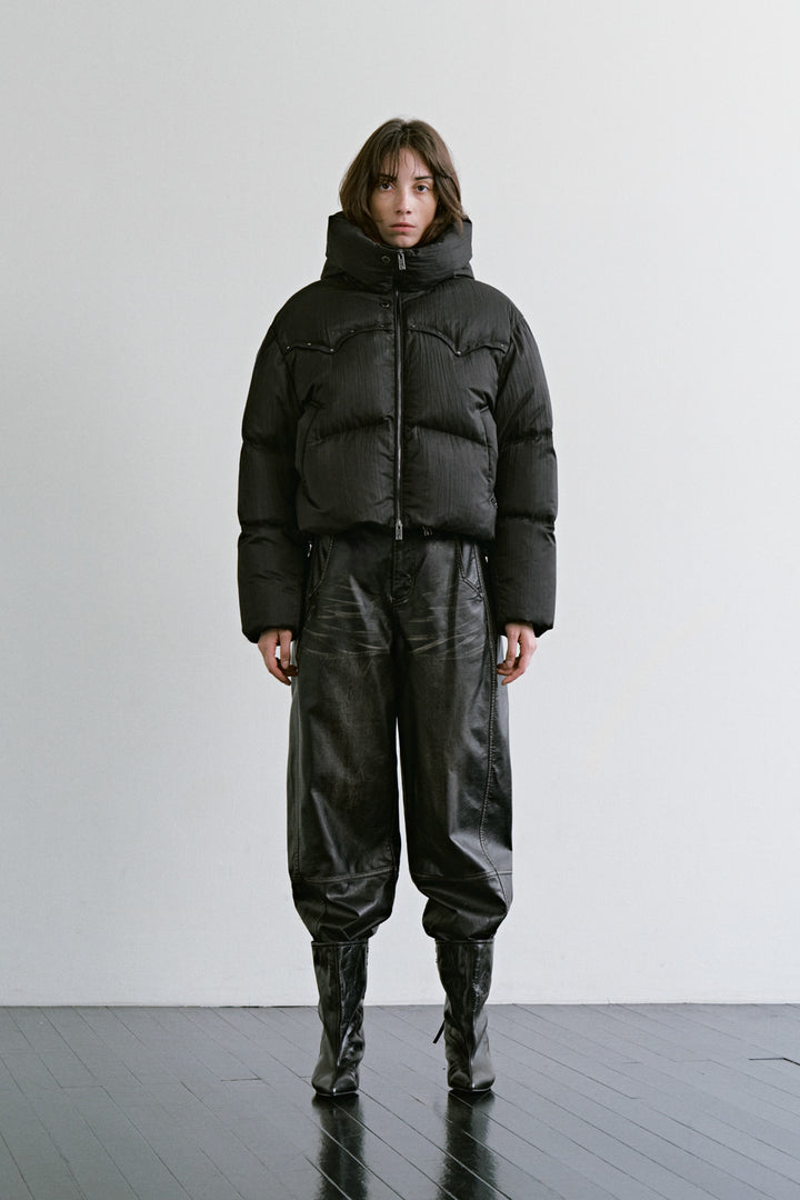 Treemingbird Pleated Stud Short Puffer Black