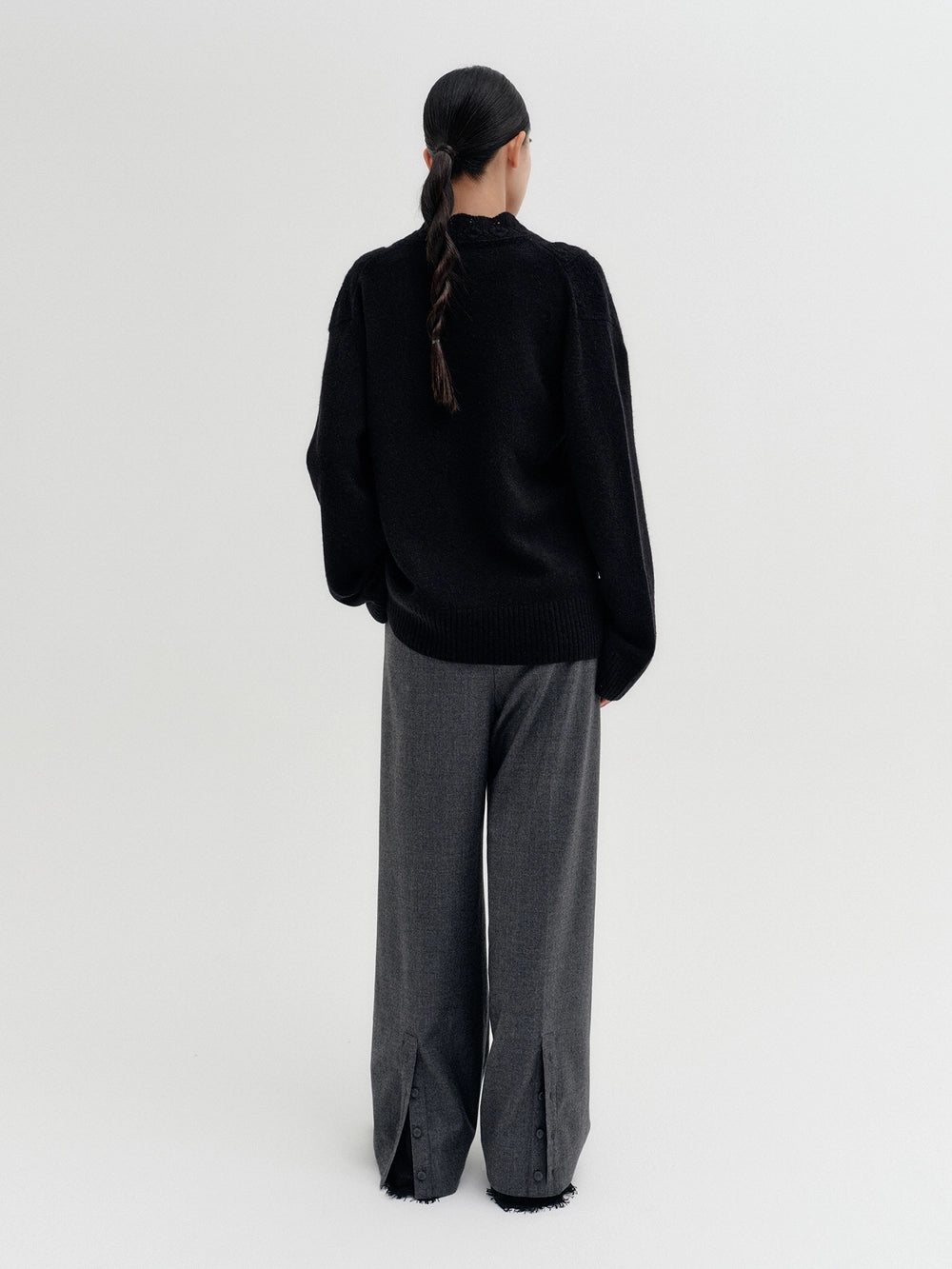 EENK Double V-Neck Knitwear Top - Black
