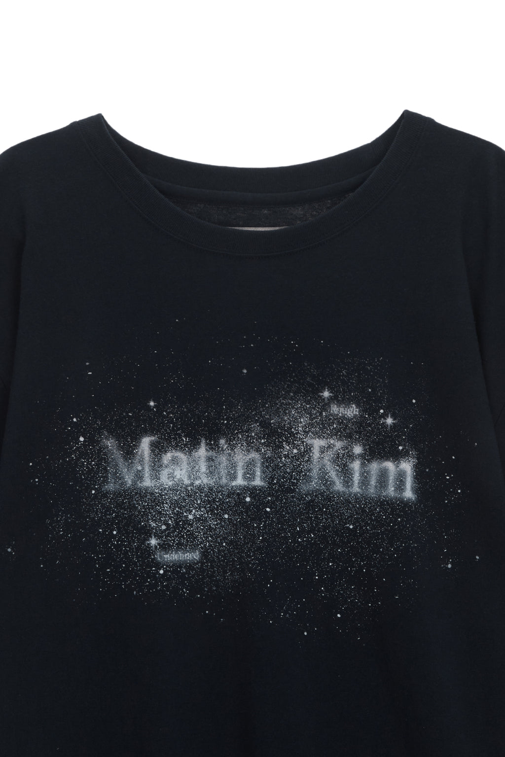 [matinkim] TWINKLE GRAPHIC LOGO TOP FOR MEN IN NAVY