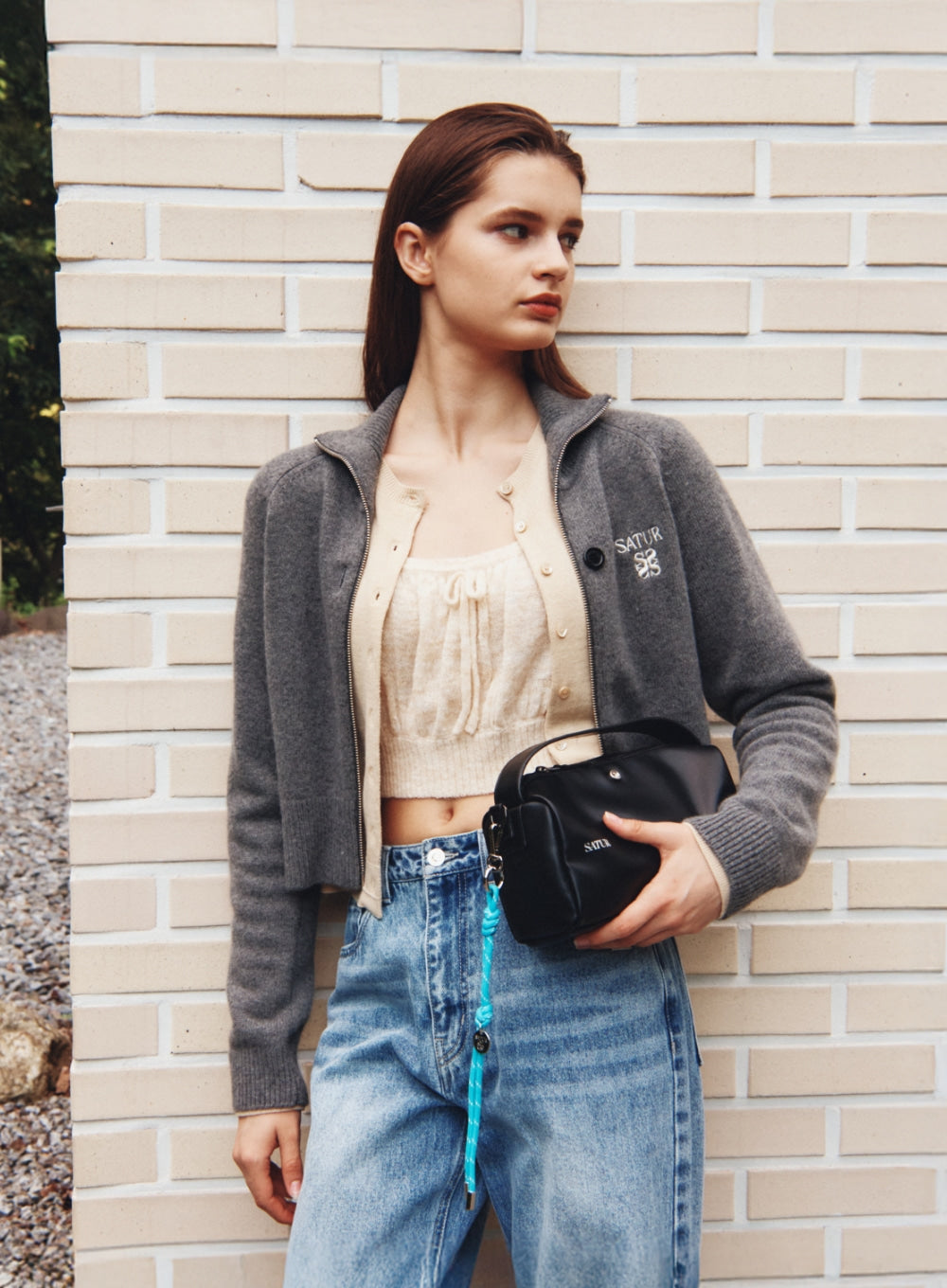 [satur] (W) Signature Logo Knit Zip-up - Deep Gray