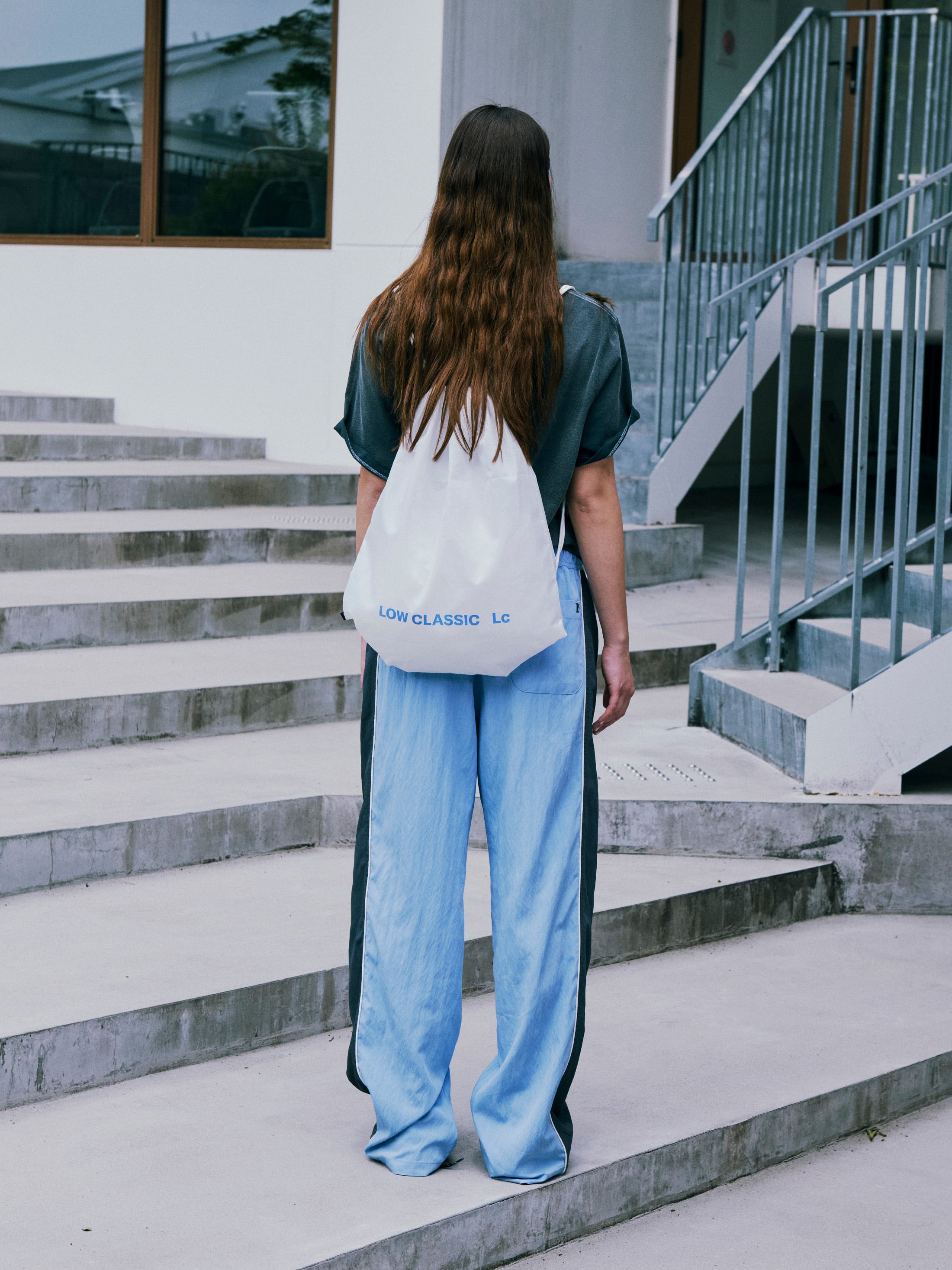 Low Classic Lc Loose-Fit Banding Pants - Blue Charcoal