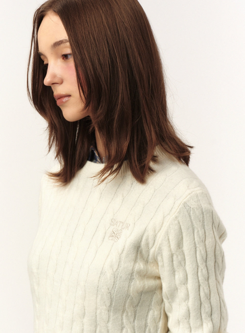 [satur] (W) Soft Touch Cable Crew Neck Knit - Cream