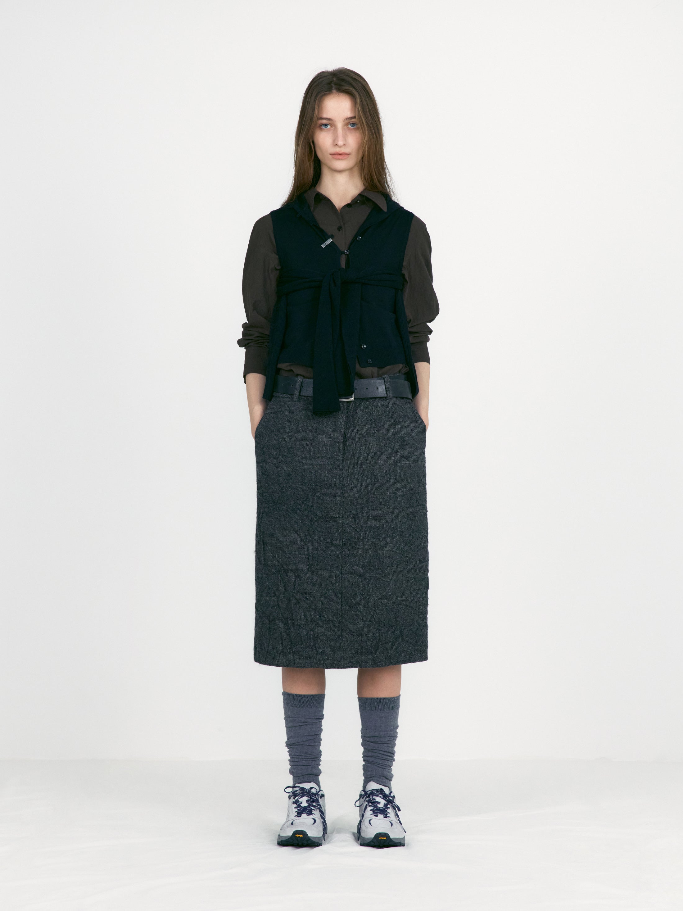 [low_classic] Layered Fitted Knit Cardigan
Black