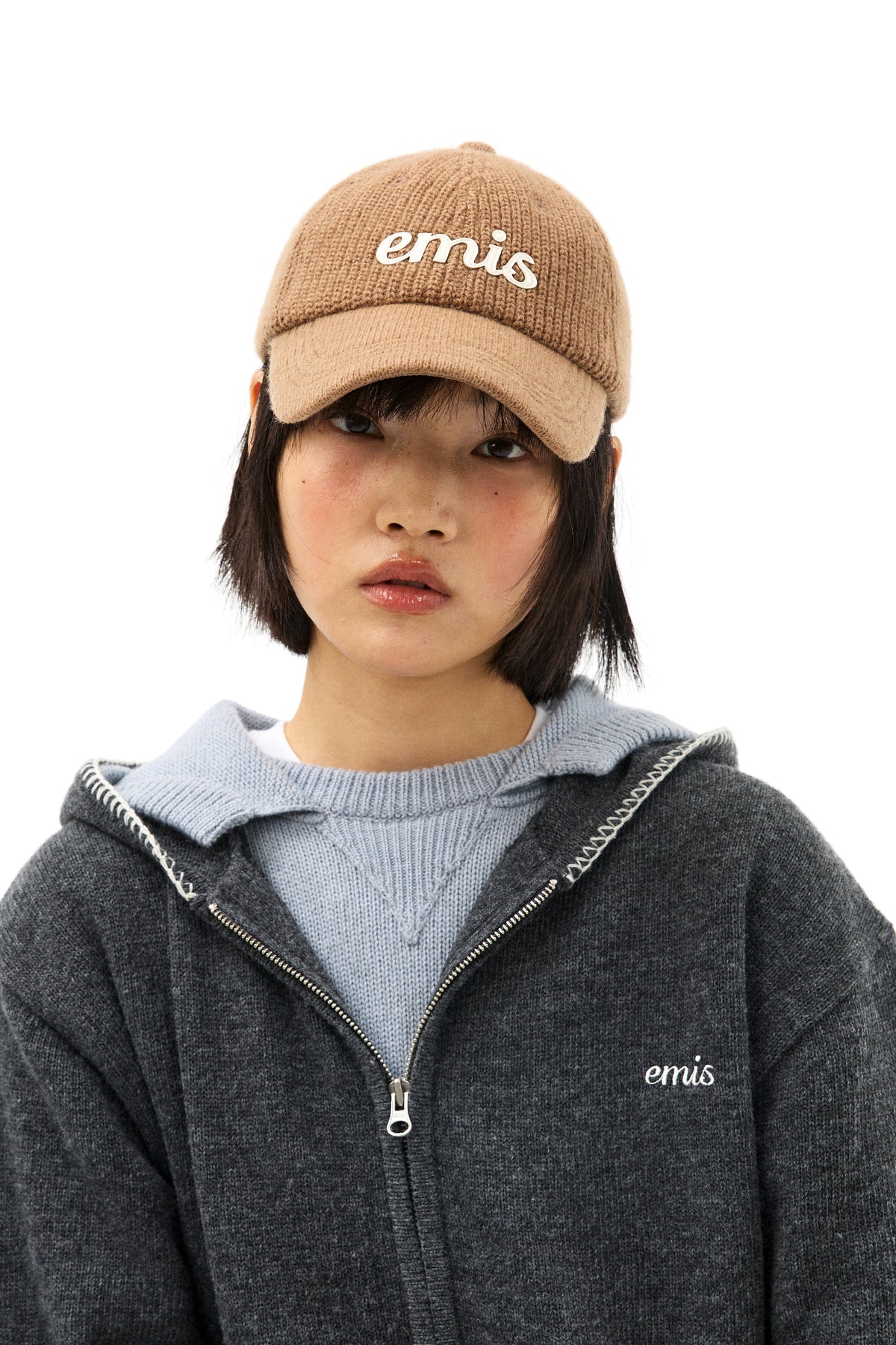 Emis Applique Knit Ball Cap-Brown
