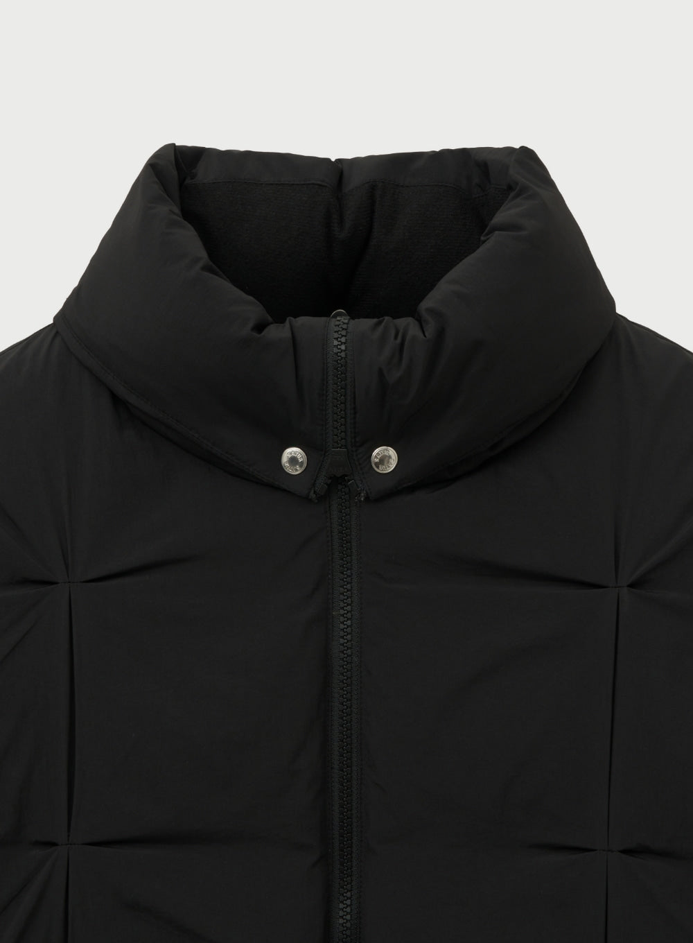 [satur] (W) Orta Nylon 2-Way Collar Duck Down Padding - Black