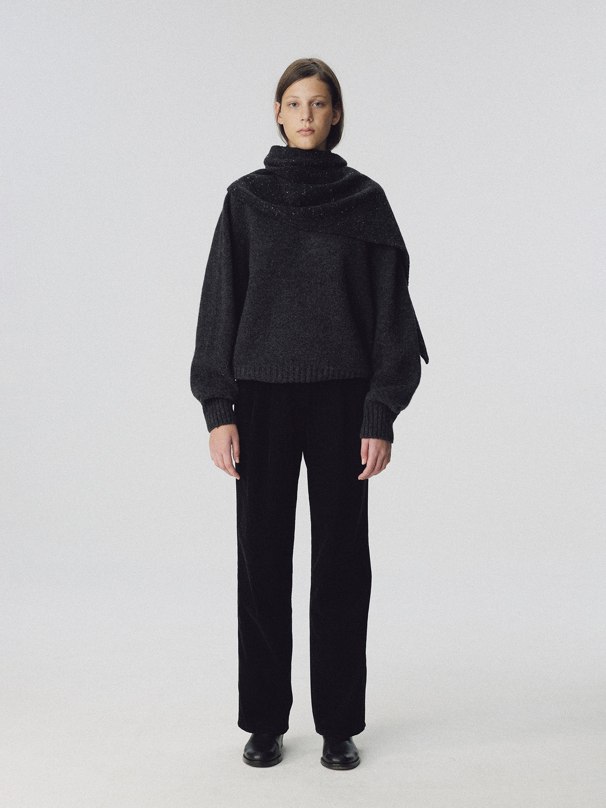 Nothing Written Diego corduroy tuck pants (Black)