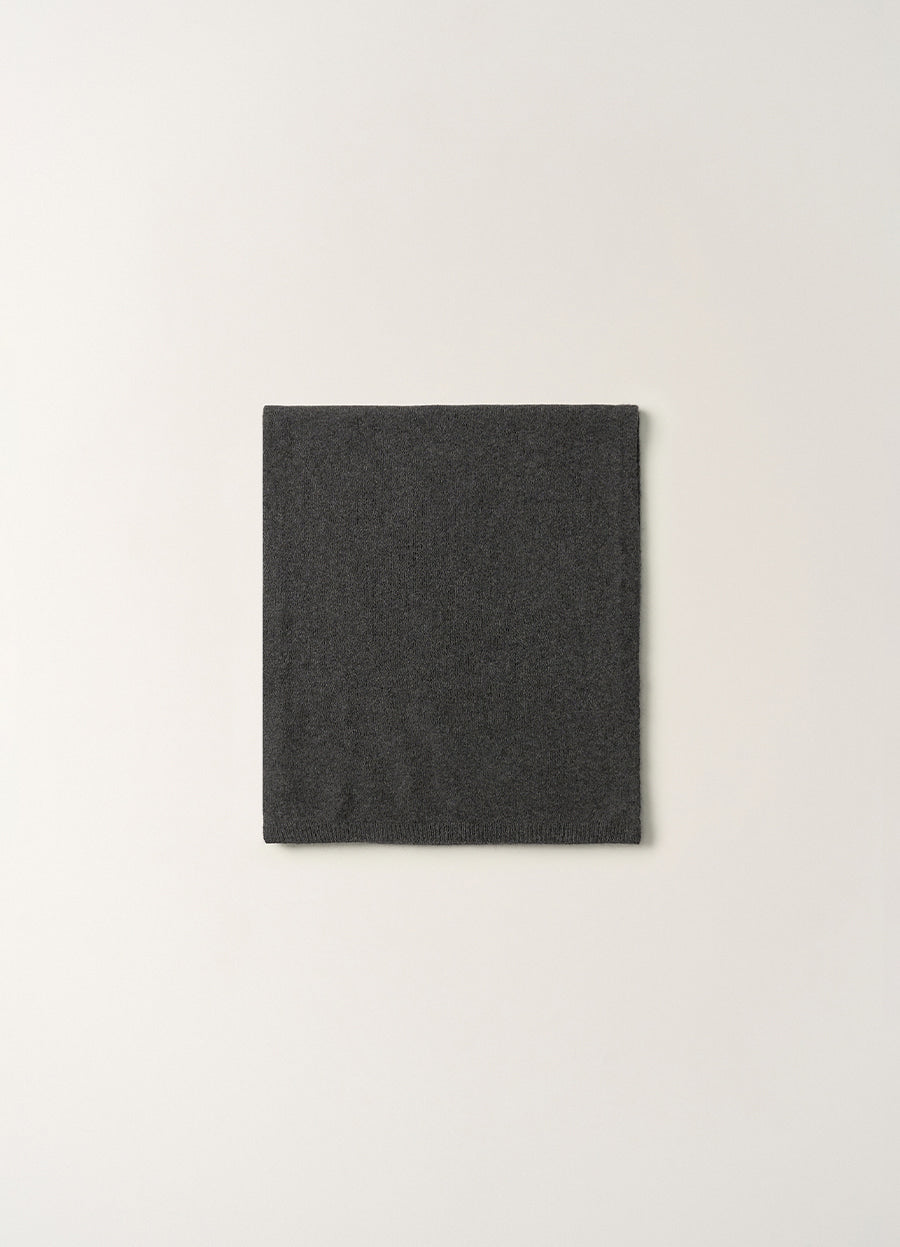 Nothing Written Bisou baby alpaca muffler (Deep charcoal)