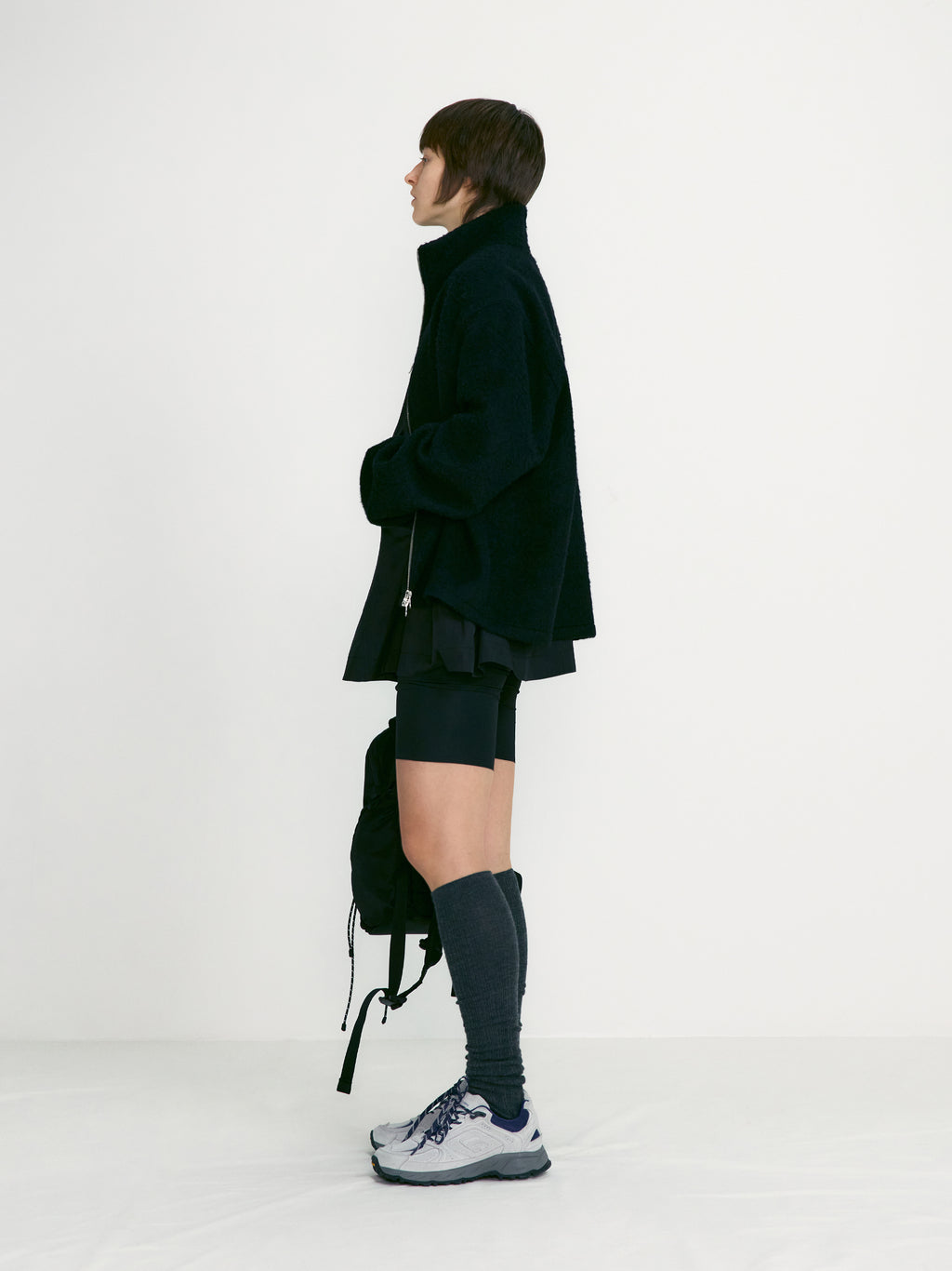 [low_classic] Hairy Boucle Zip Shirt Jacket
Black