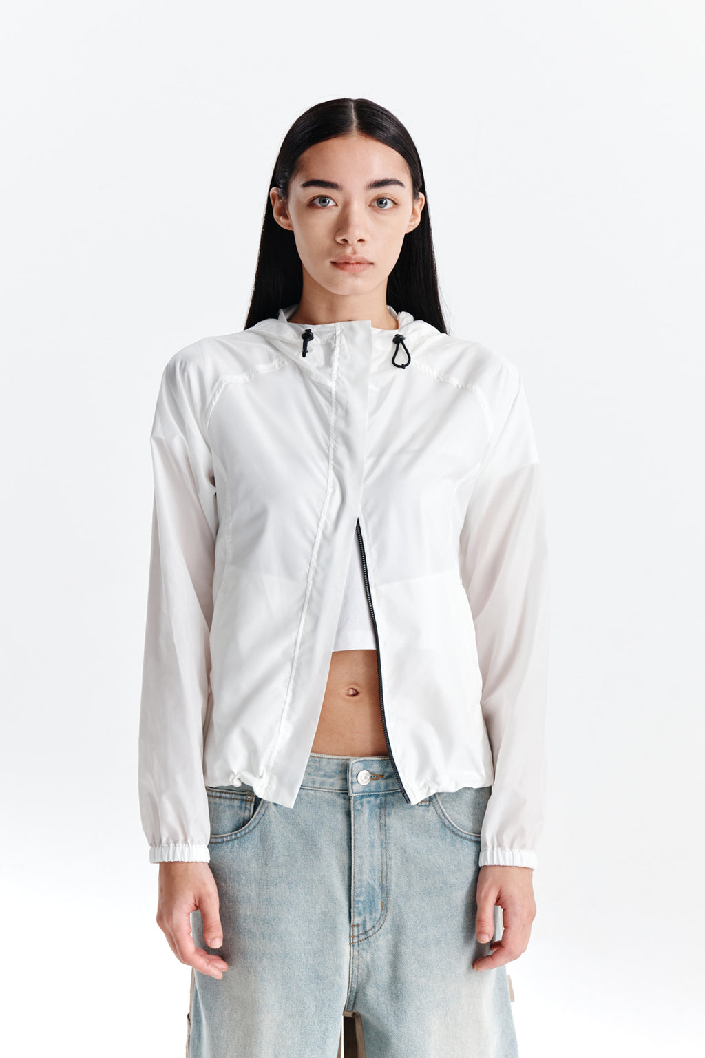 [matinkim] LIGHT HOODY WINDBREAKER FOR WOMEN IN WHITE