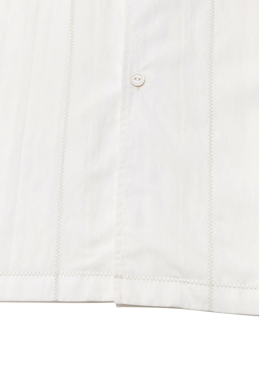 [matinkim] ZIGZAG STITCH POINT SHIRT FOR MEN IN WHITE