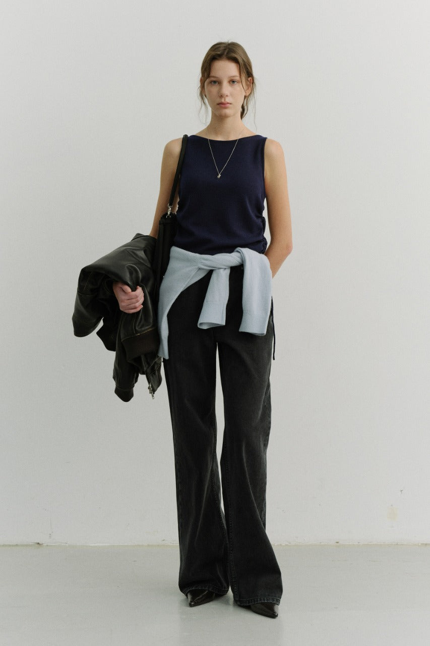 Dunst Relaxed Flared Jeans Black