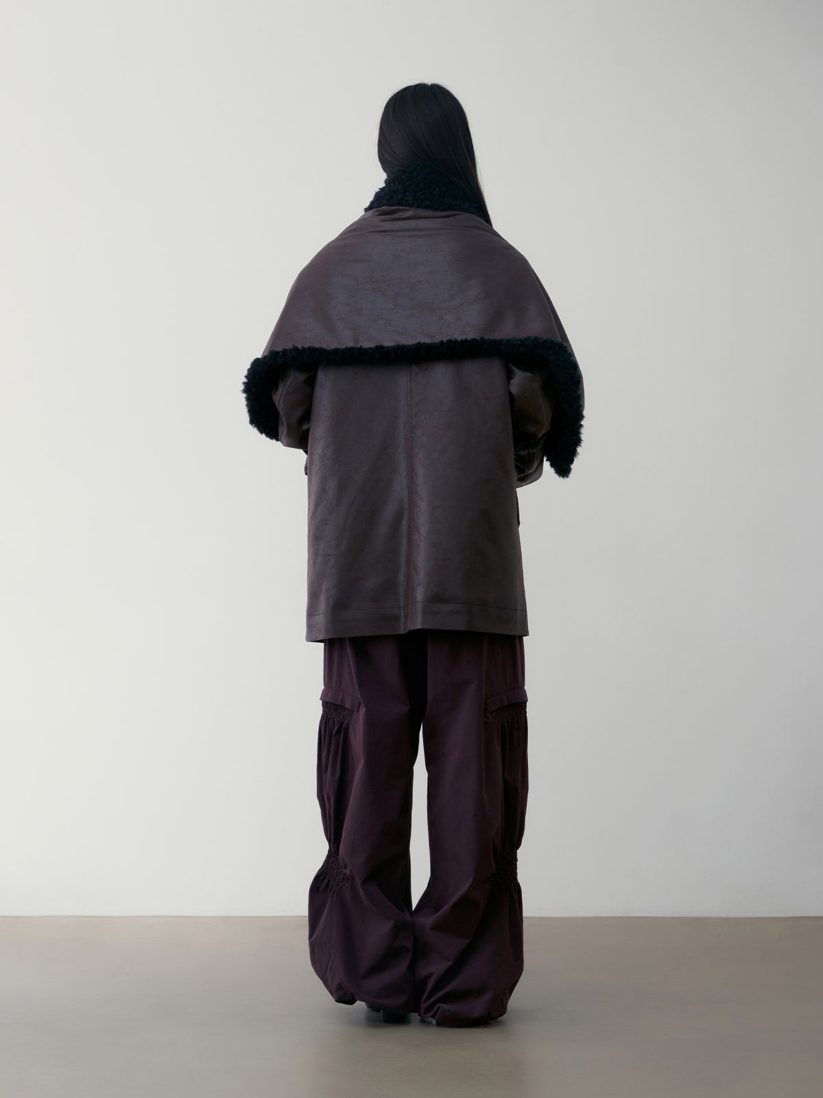 Low Classic Creased Leather Pocket Shawl Brown