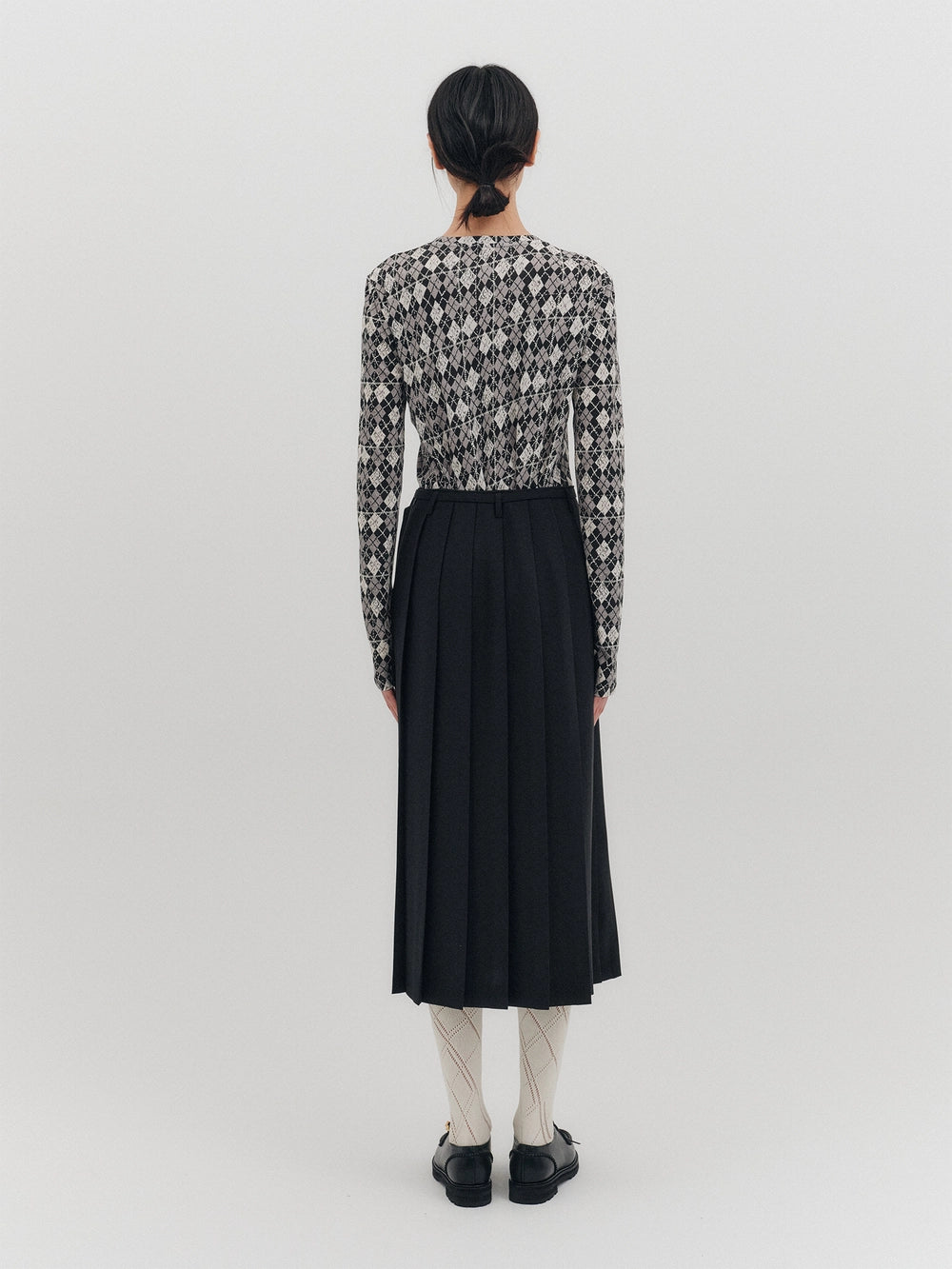 EENK Long Pleated Skirt - Black