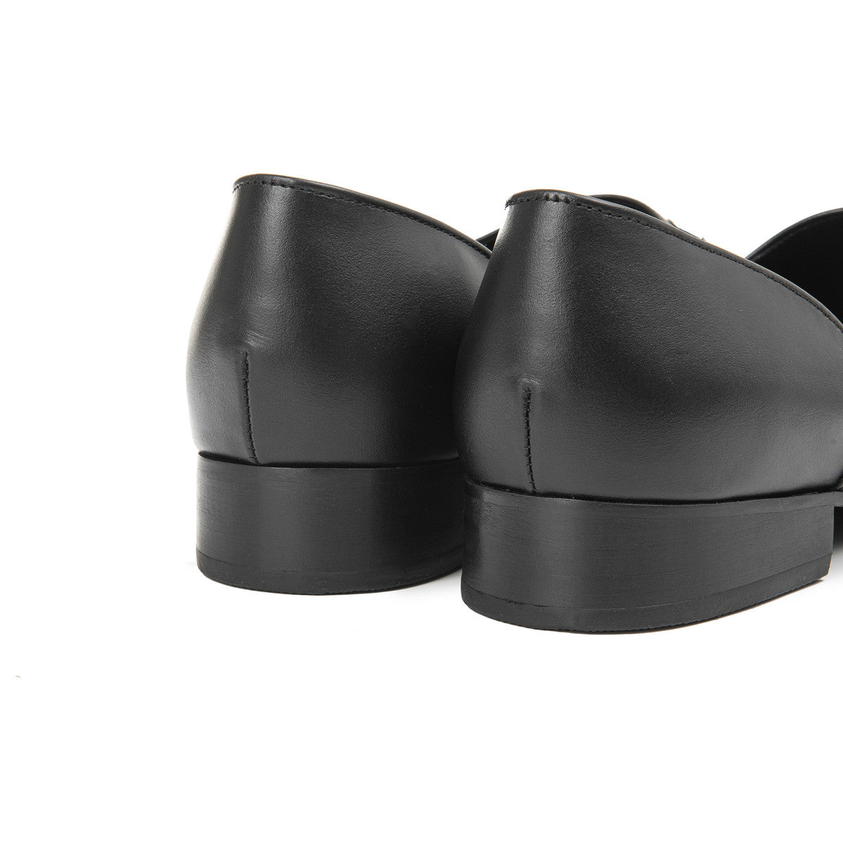 Osoi Line Flat Black Bow
