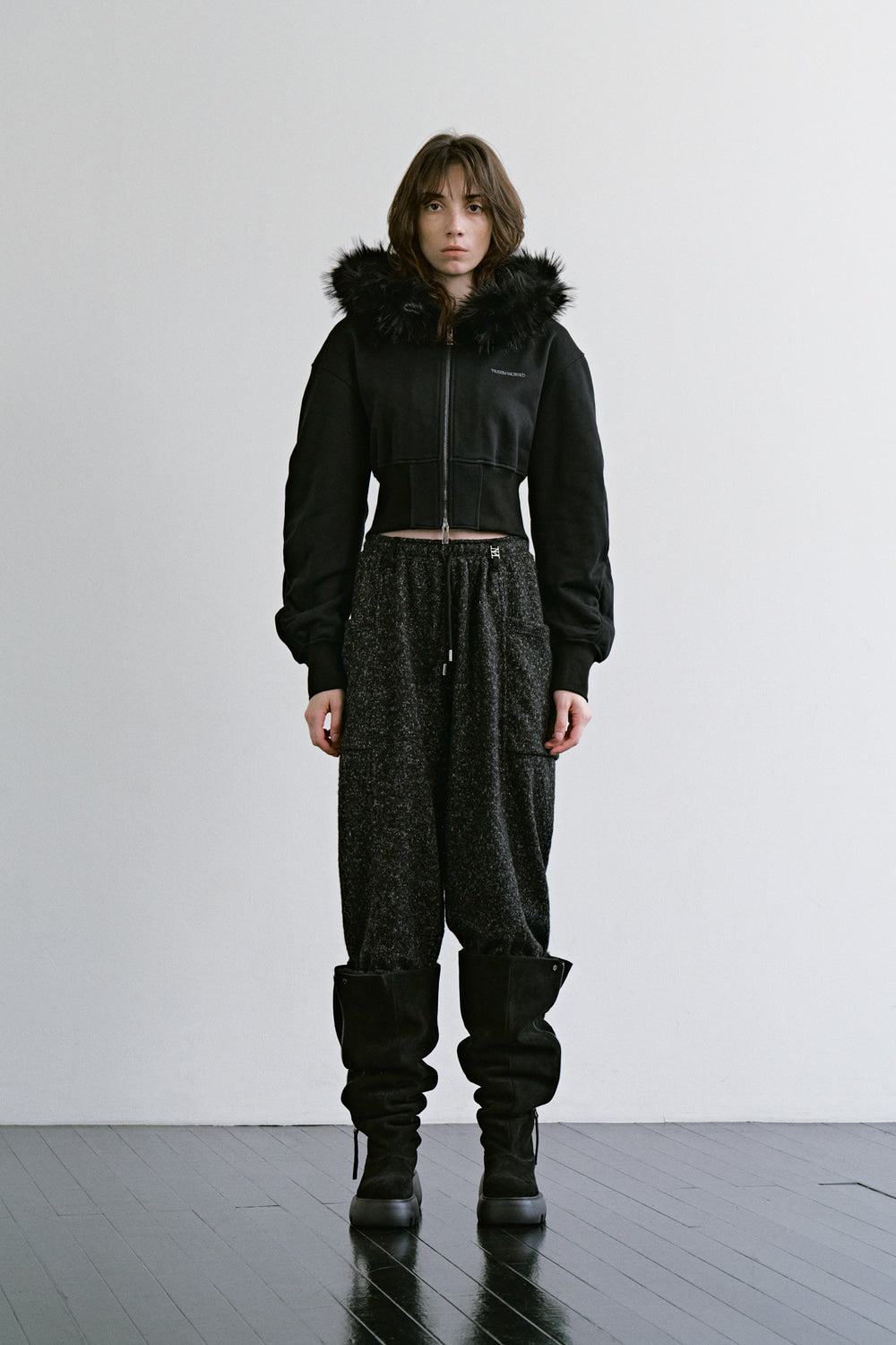 Treemingbird Fur-Trim Hooded Zip-up Black