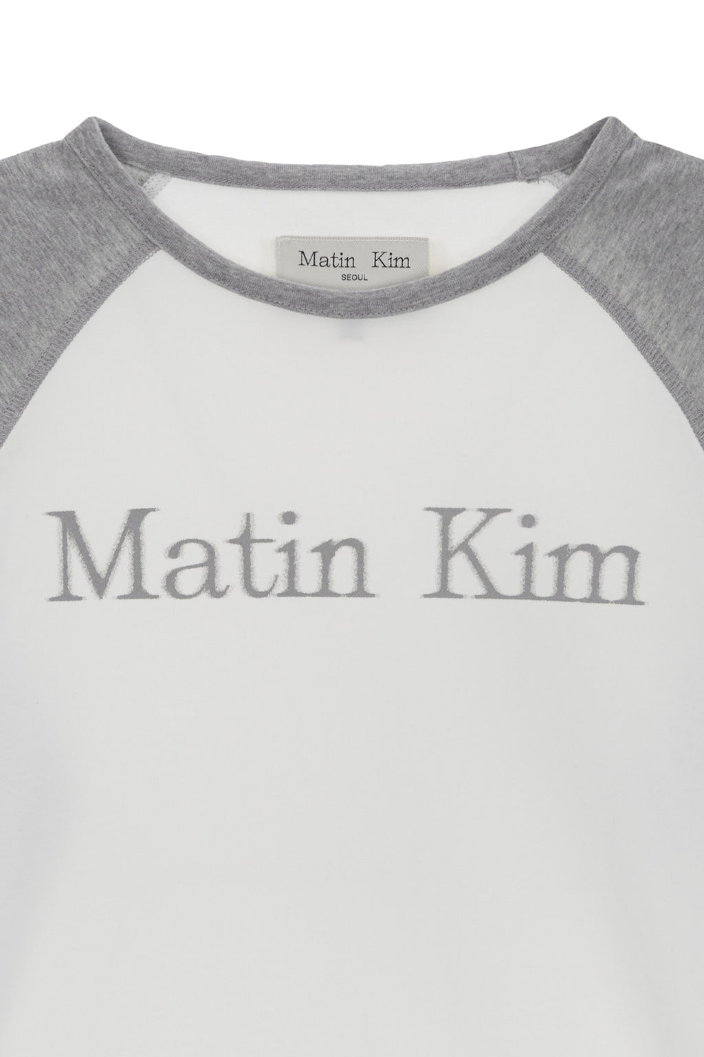 [matinkim] MATIN LETTERING RAGLAN LONG SLEEVE IN GREY