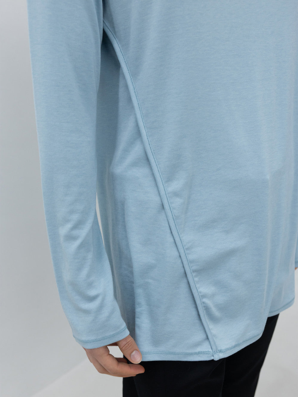 Low Classic High-Neck Wool Jersey Top Blue