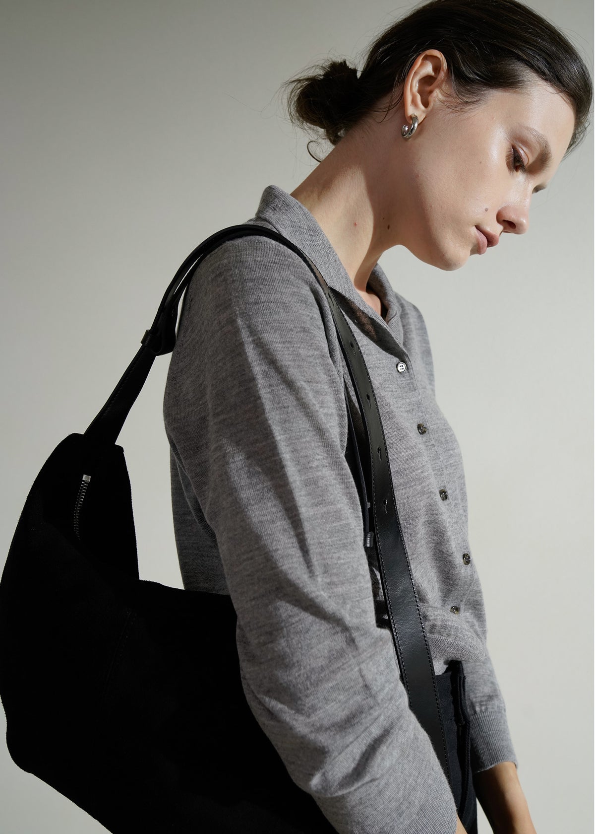 Nothing Written Shoulder leather bag (Black)