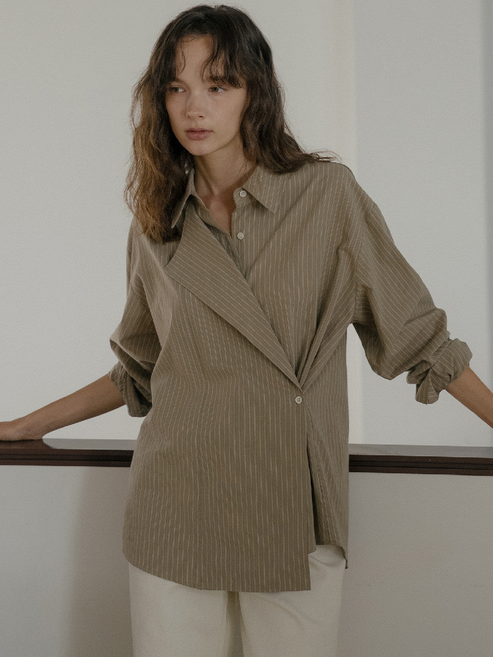 Tillidie 2way stripe wrap shirt Khaki