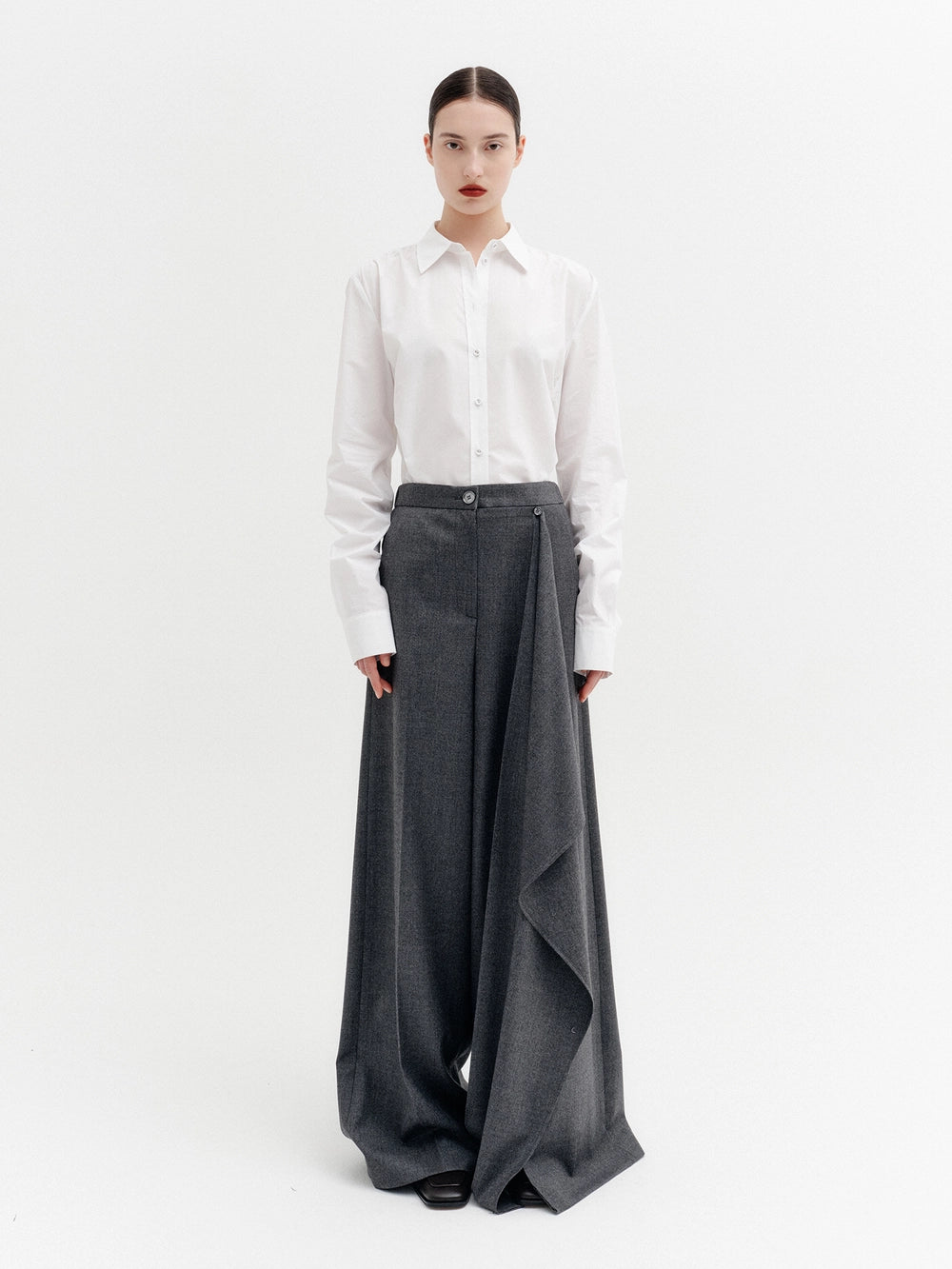 EENK Curved Shirring Shirt - White