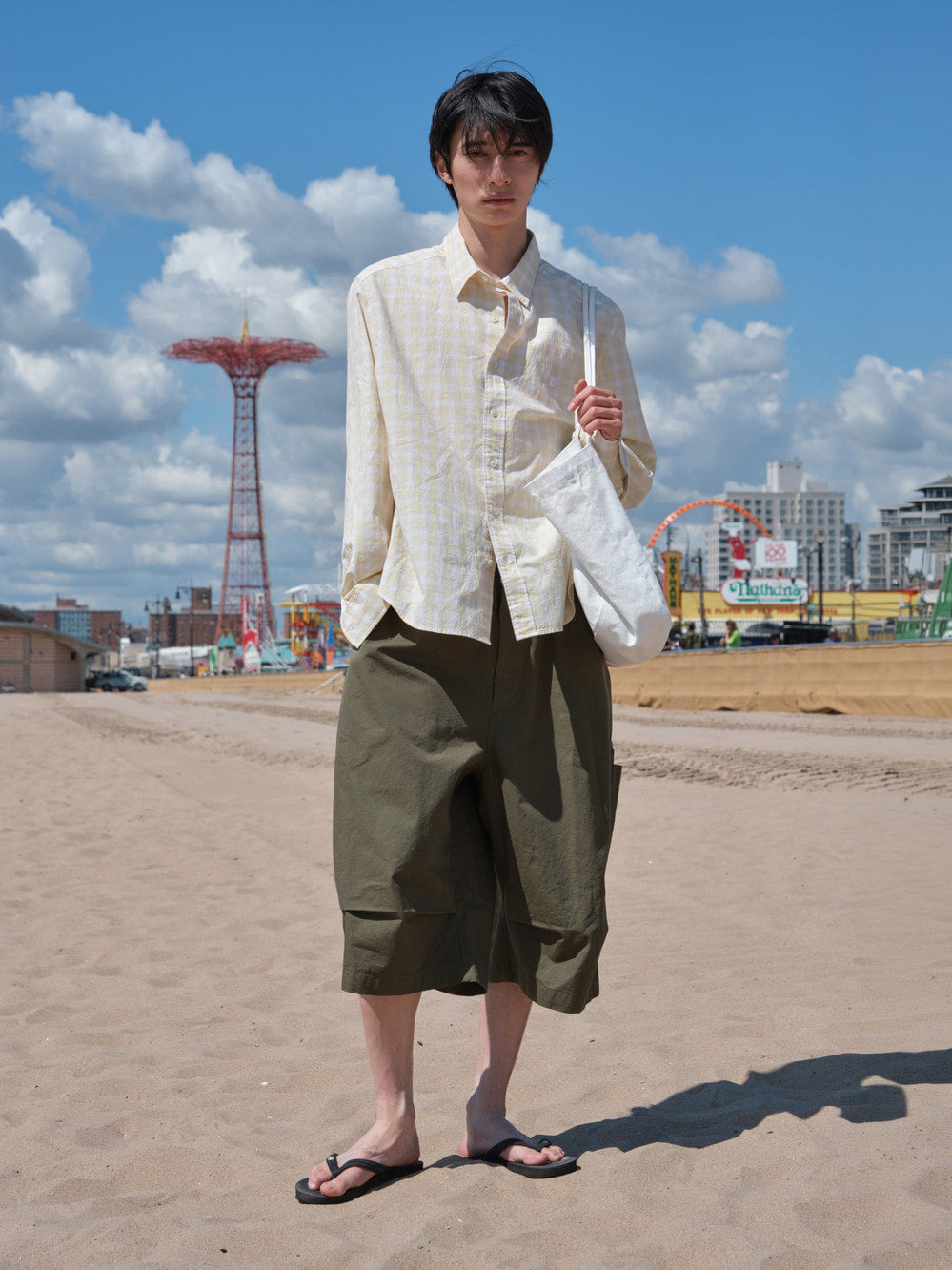 Low Classic Washed Cotton Cargo Half Pants Olive Khaki