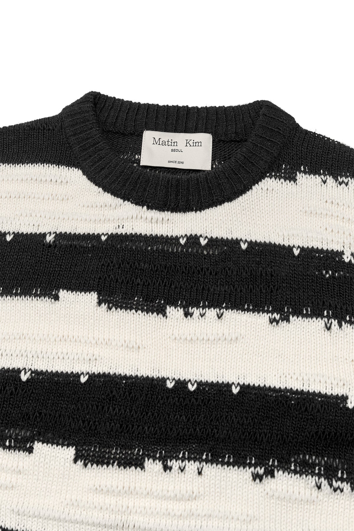 [matinkim] STRIPE VINTAGE LOOSE PULLOVER FOR WOMEN IN BLACK