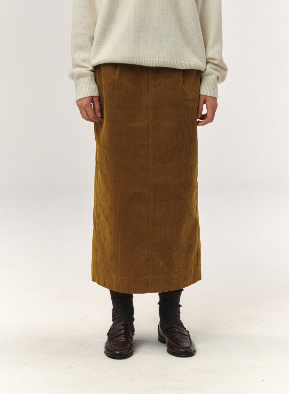 [satur] (W) Corduroy Long Skirt - Olive Green