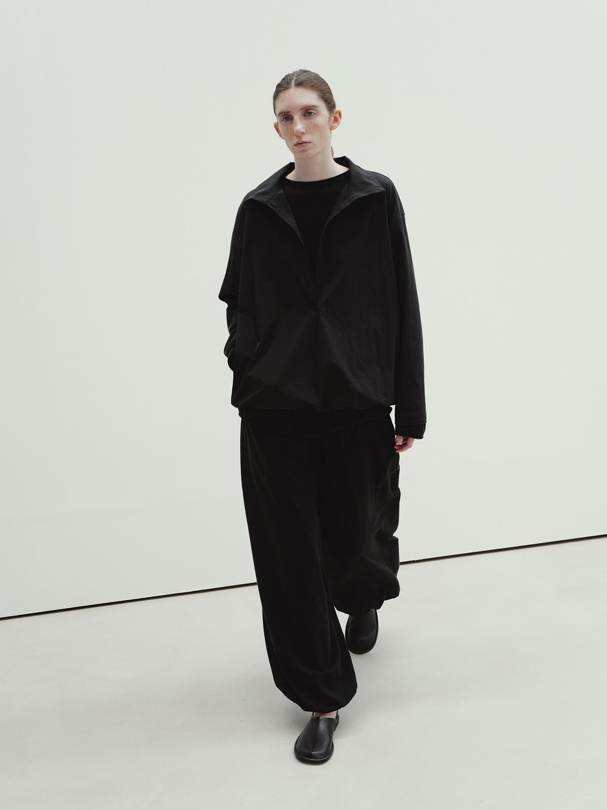 Moia half placket shirt (black)