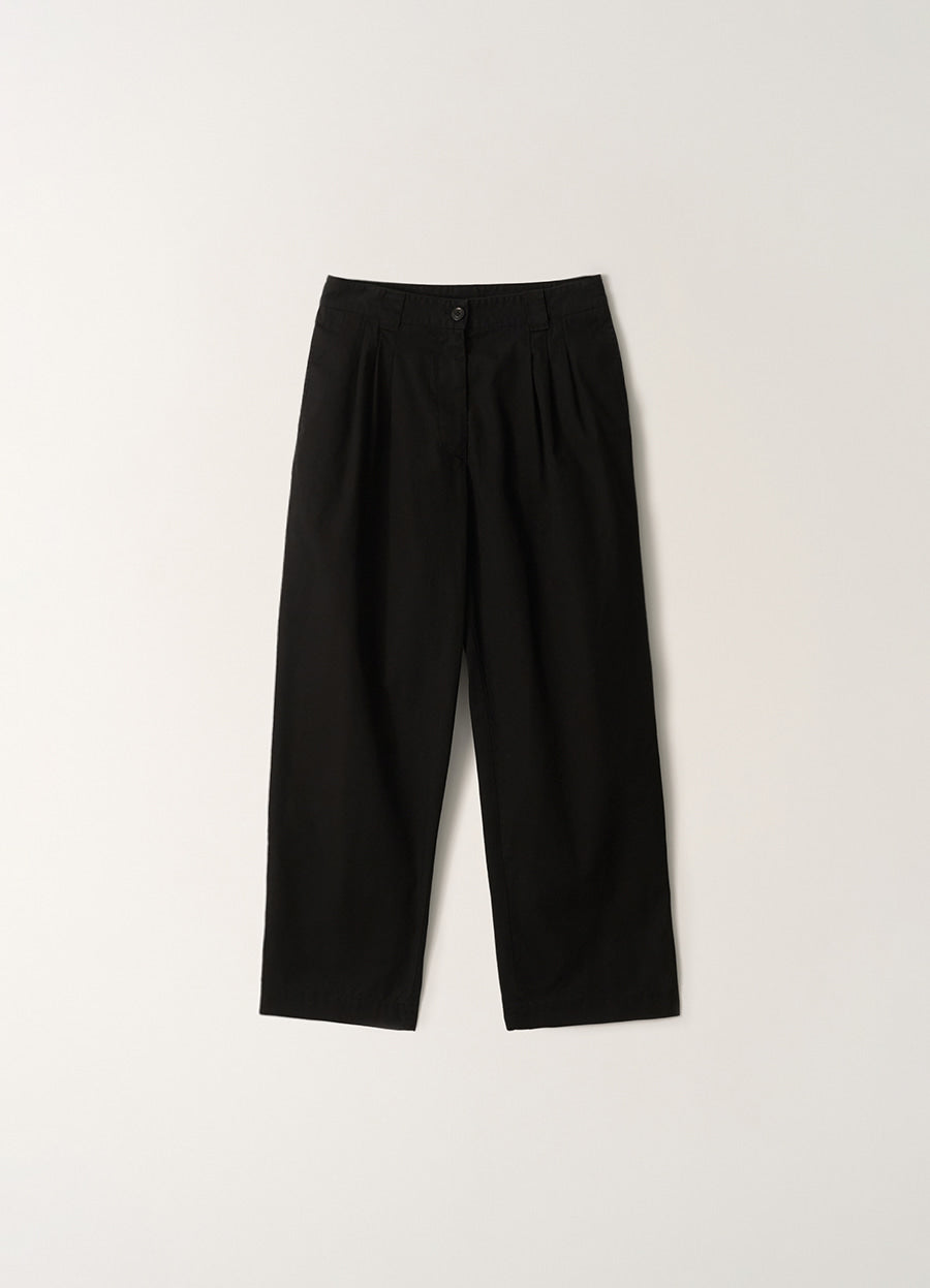 Nothing Written Lena 3-tuck pants (Black)