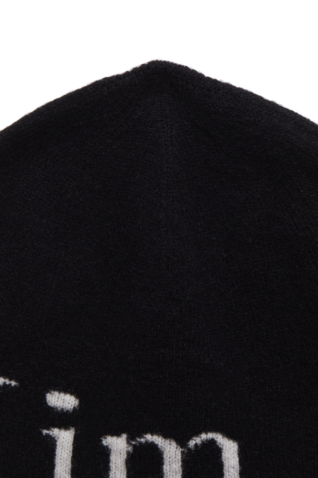 [matinkim] LOGO JACQUARD SHORT BEANIE IN BLACK