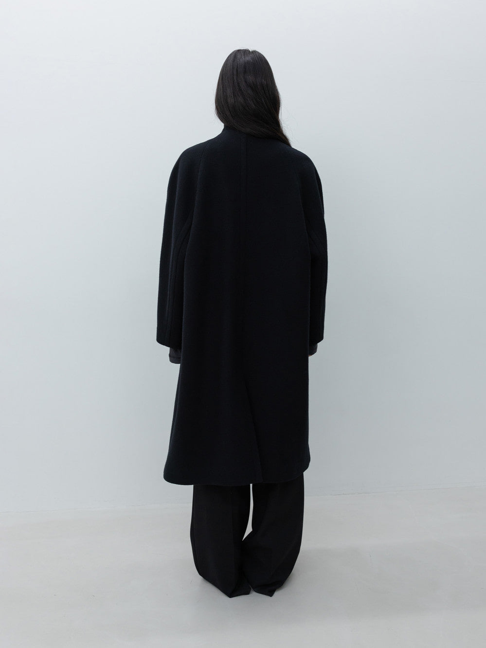 Low Classic Cashmere Blend Raglan-Sleeve Mac Coat Black
