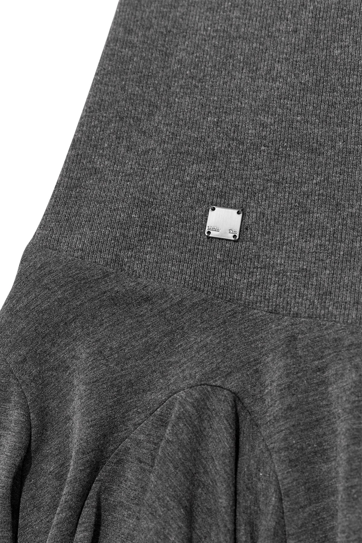 [matinkim] UNBALANCE FLARE FOLDING SKIRT IN CHARCOAL