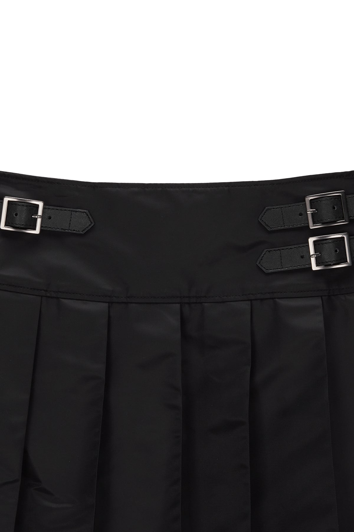 Matinkim Lowrise Pleats Mini Skirt IN Black