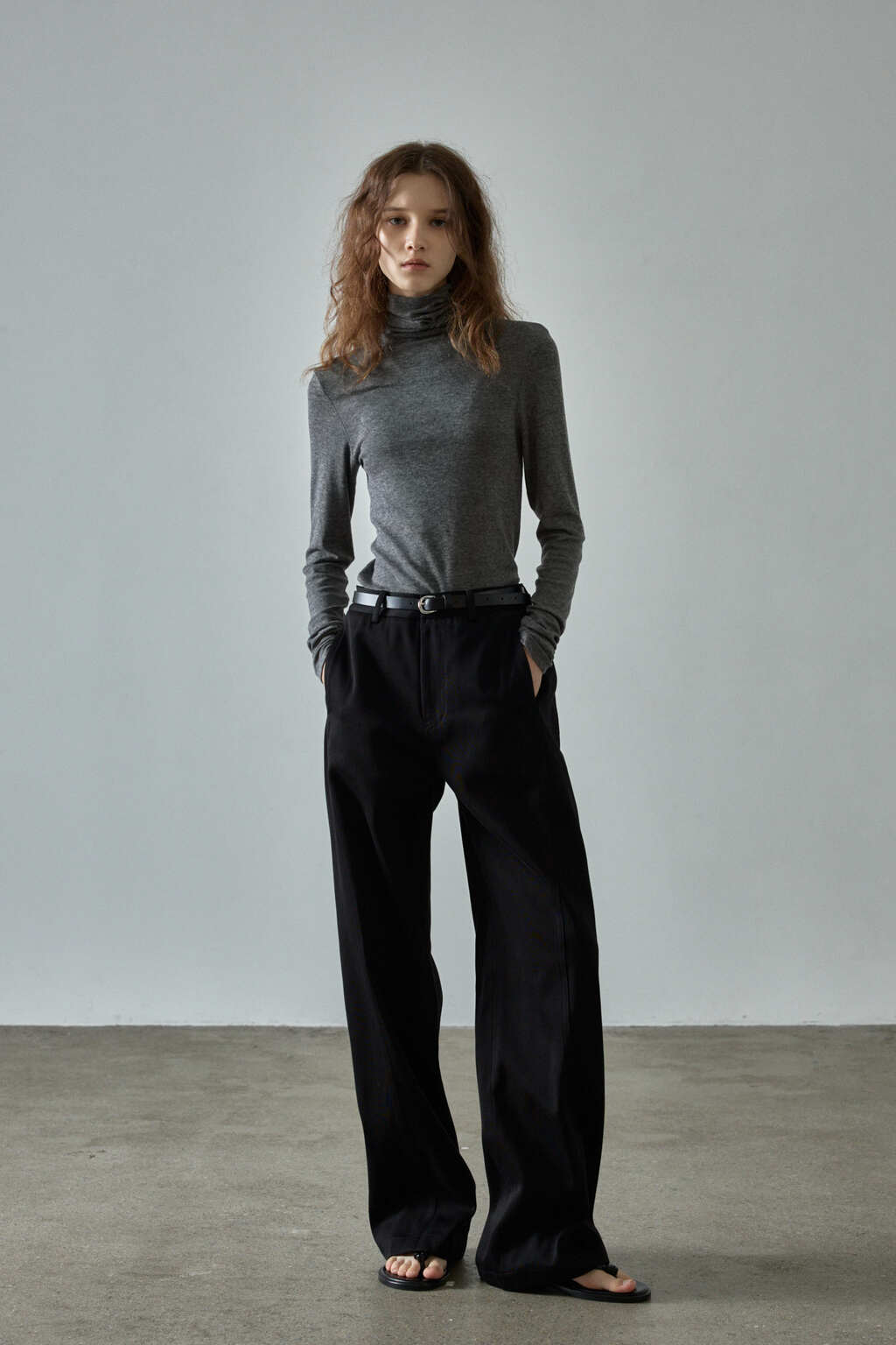 Facade Pattern Curved Cotton Pants black