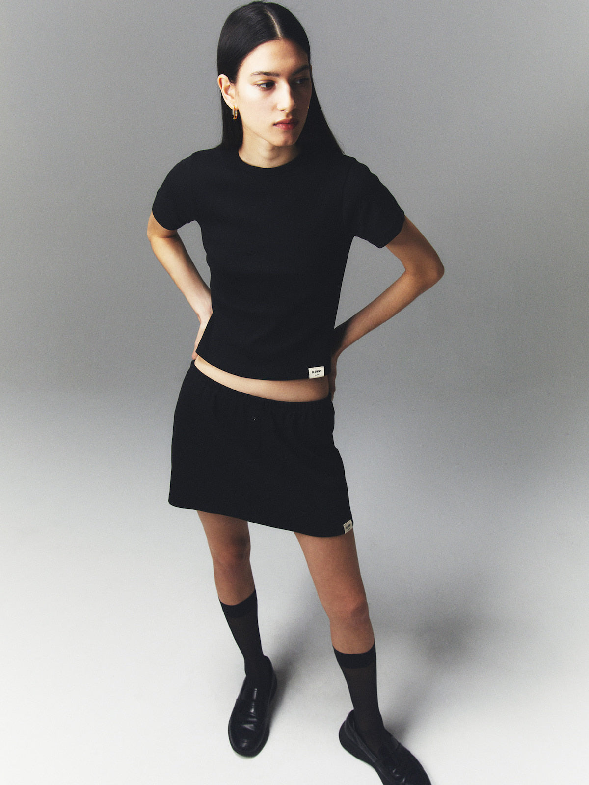 GLOWNY G Baby Tee (Black)