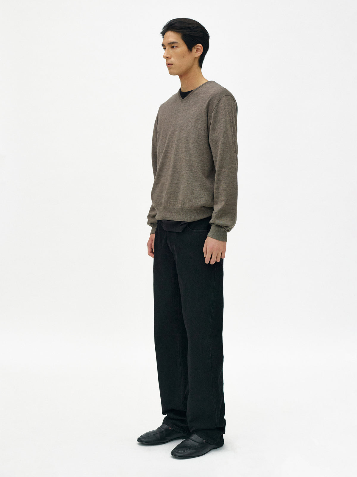 Nothing Written Foyer v-neck pullover (Mocha gray)