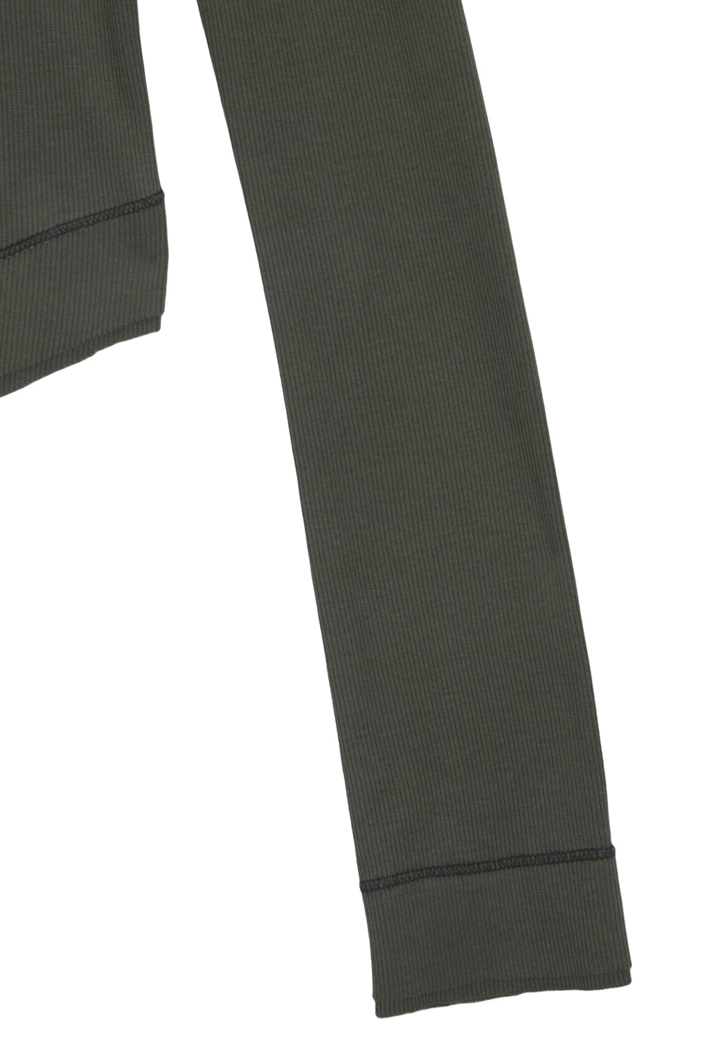 [matinkim] APPLIQUE LOGO HENLY NECK SLIM TOP IN KHAKI