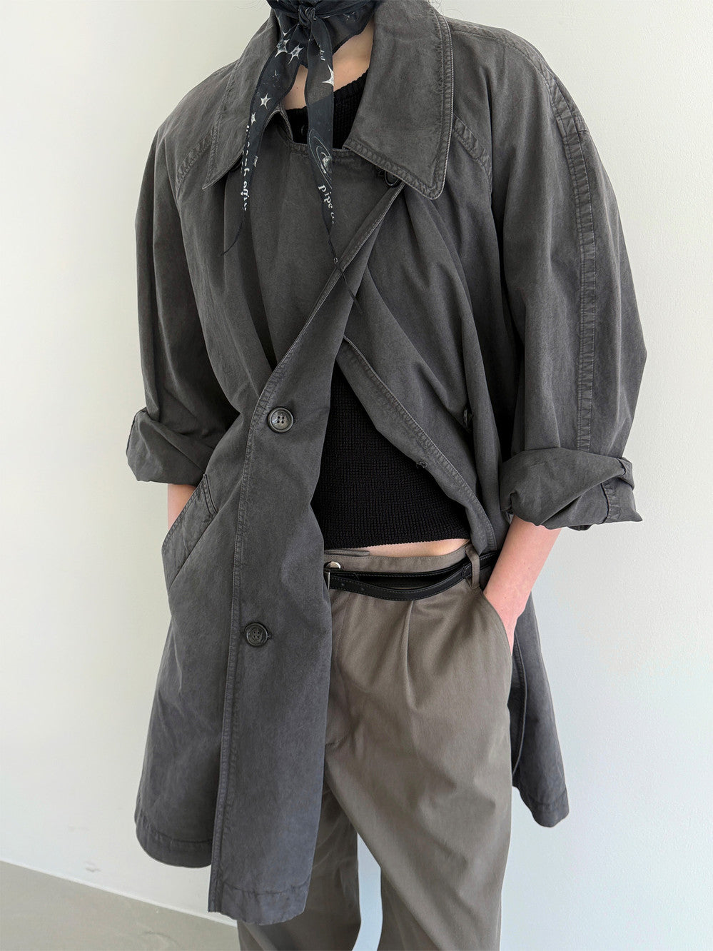 Low Classic Pigment Washed Half Trench Coat Charcoal