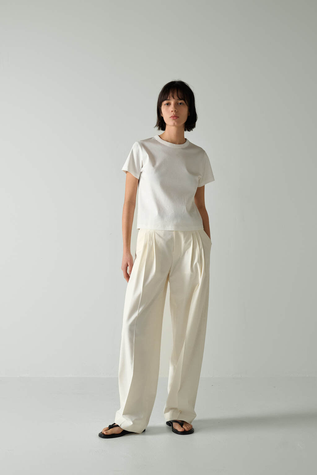 Facade Pattern Silket Cotton Crop T-shirt
