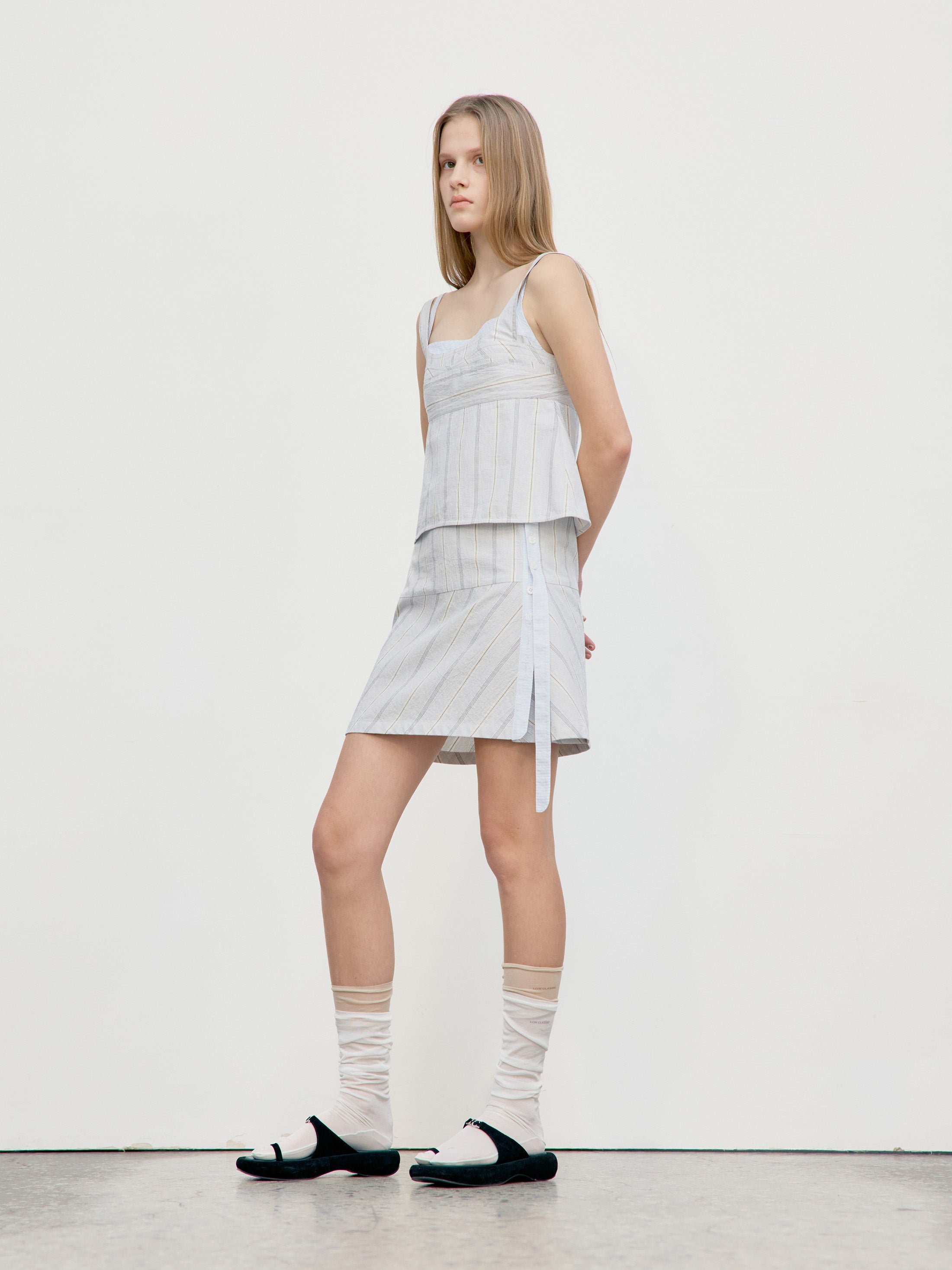 Low Classic Tangle Sleeveless Top Blue