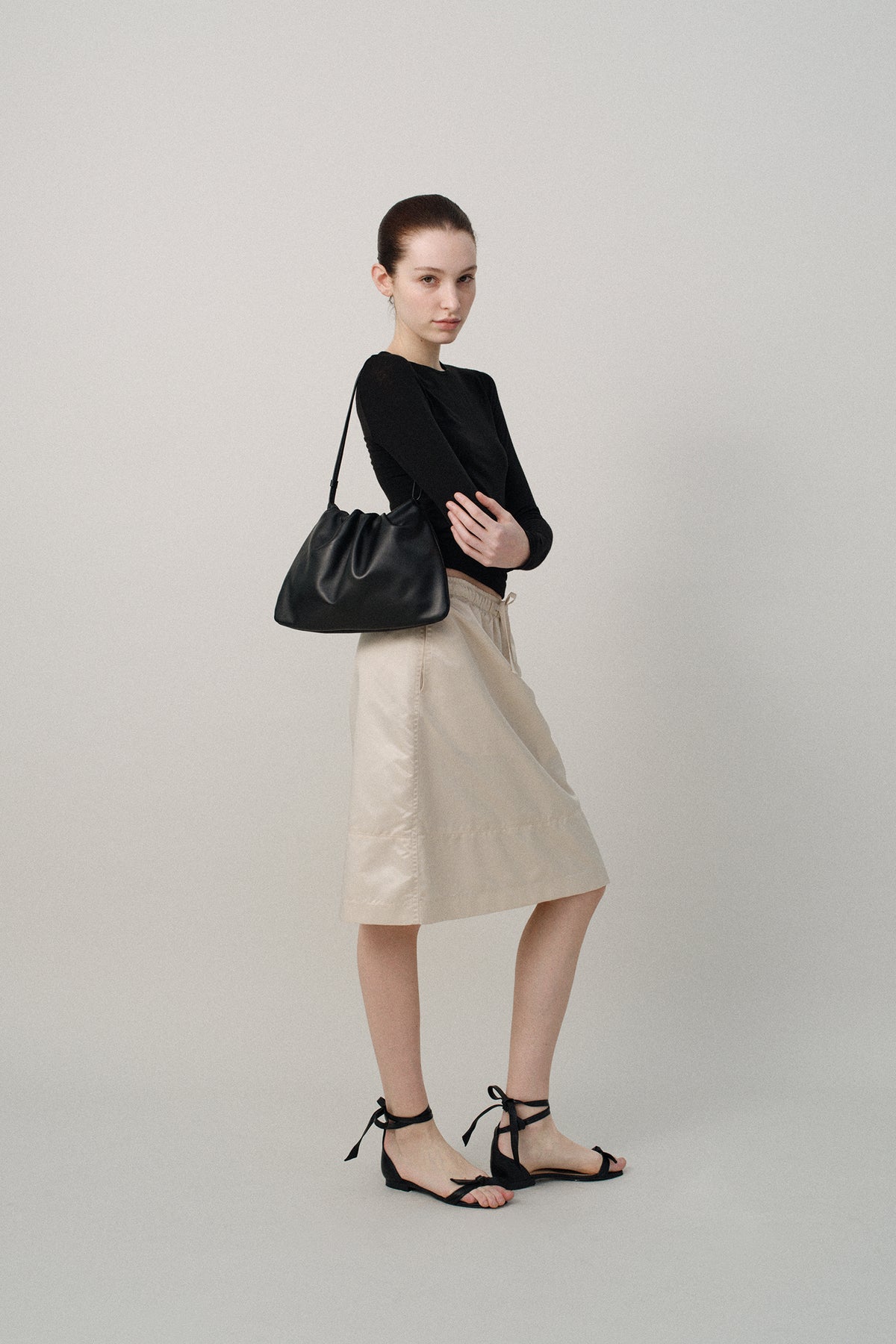 Nothing Written Nella strap large bag (Black)