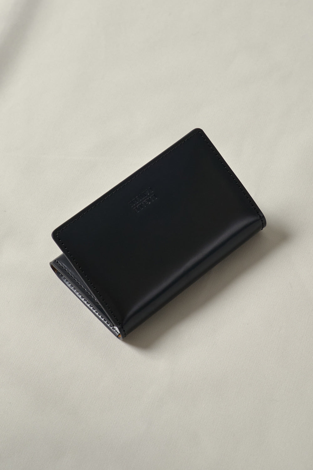 Facade Pattern Classic Card Wallet black
