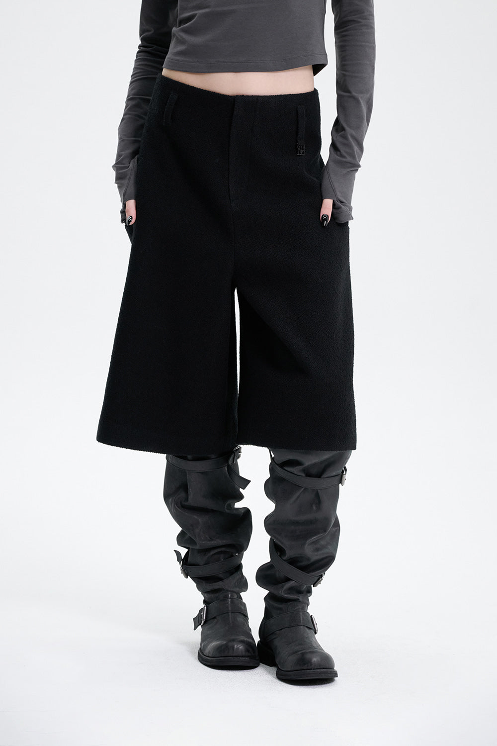 Treemingbird Crop Tweed Set-up Pants Black